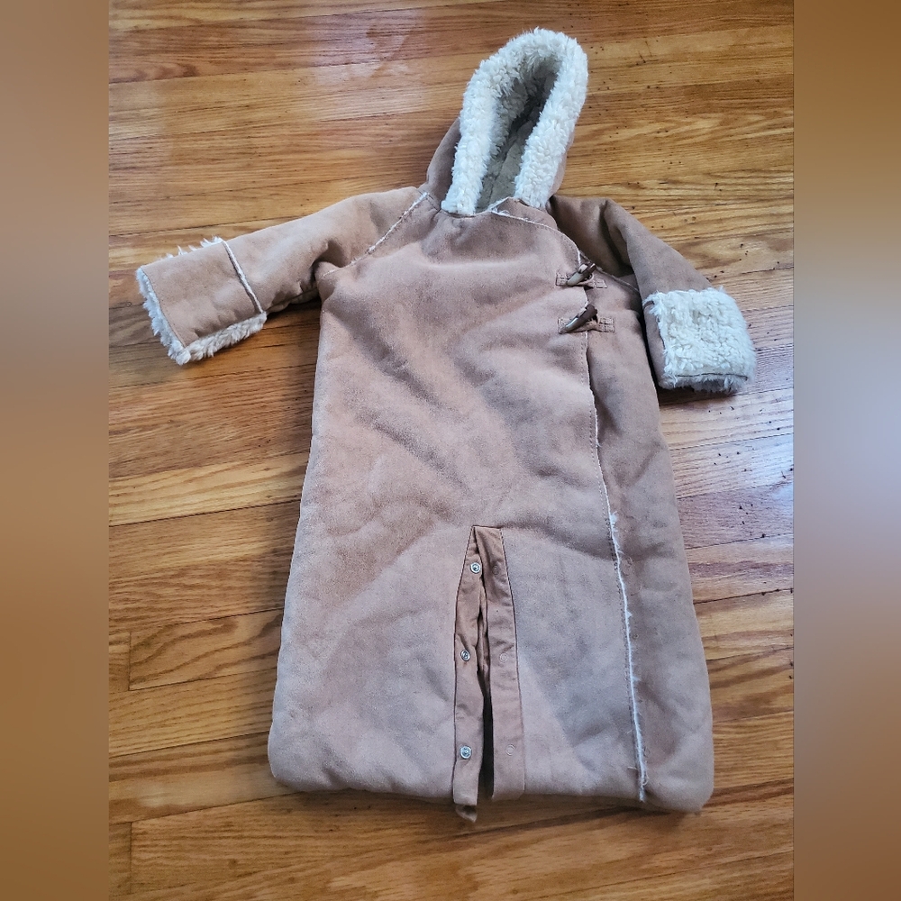 Gap Snowsuit with Faux Fur Lining Kids Baby 6-12months